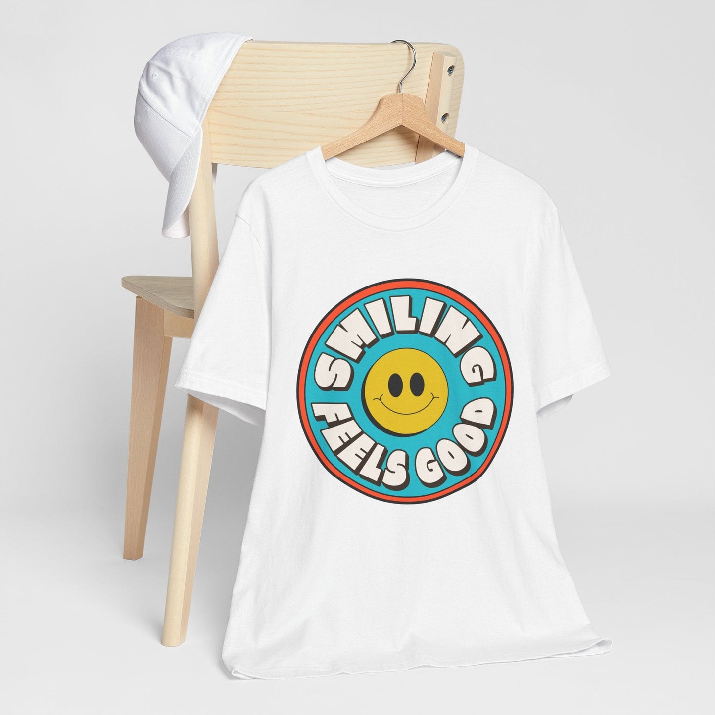 Smile Reminder T-Shirt / Smiling Feels Good