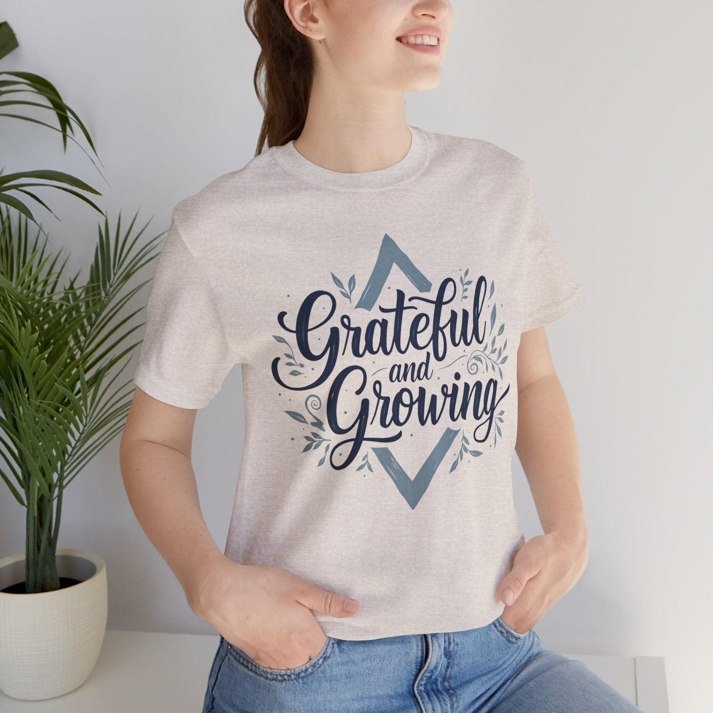 Grateful & Growing Tee