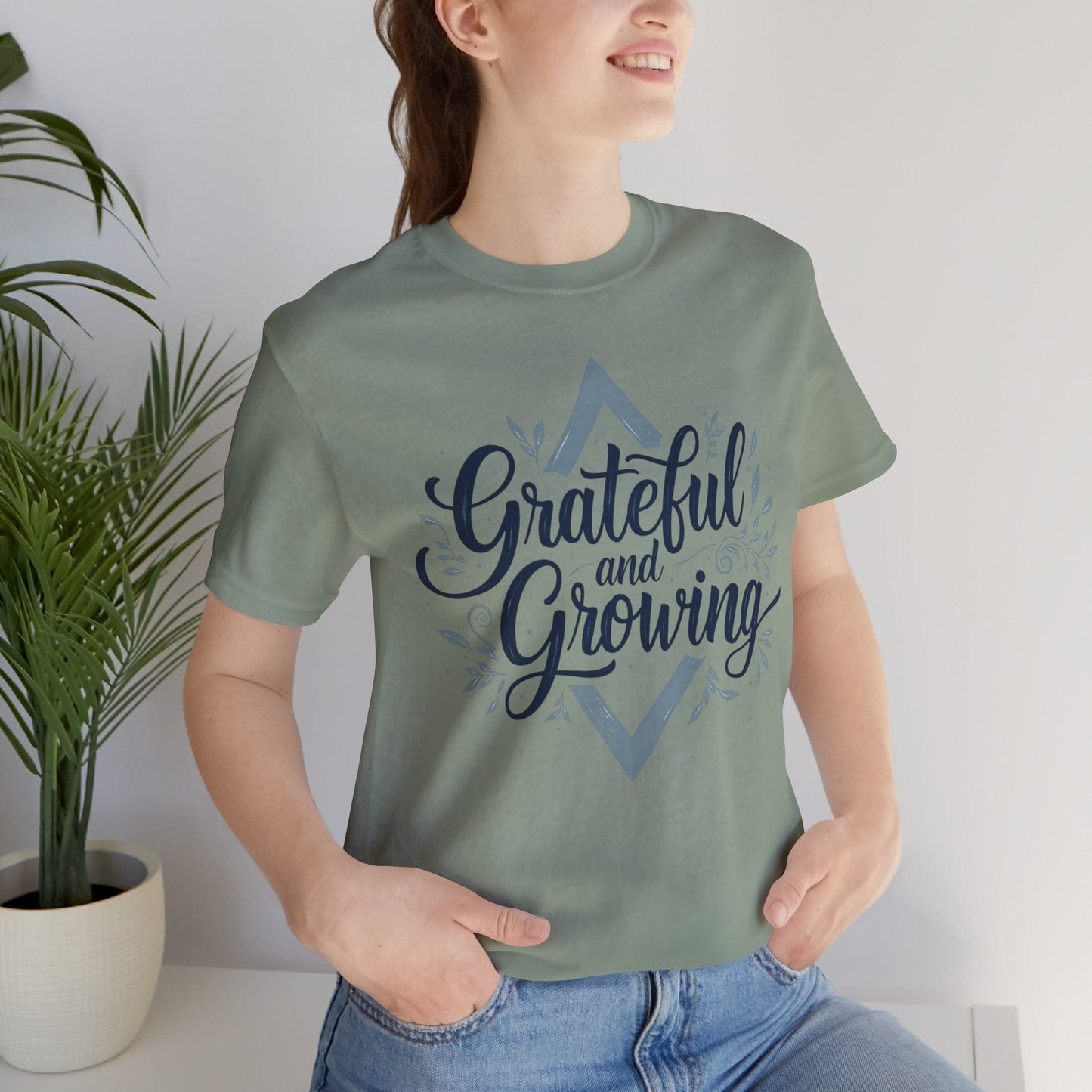 Grateful & Growing Tee