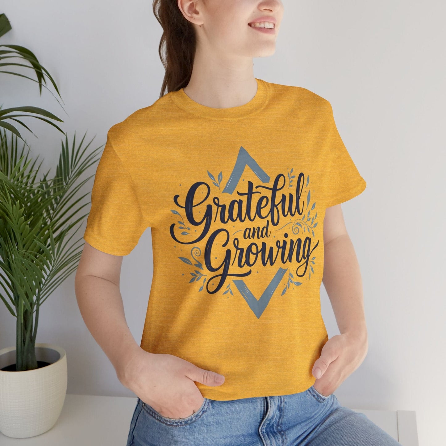 Grateful & Growing Tee